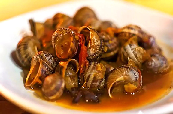 Stewed Greek Snails